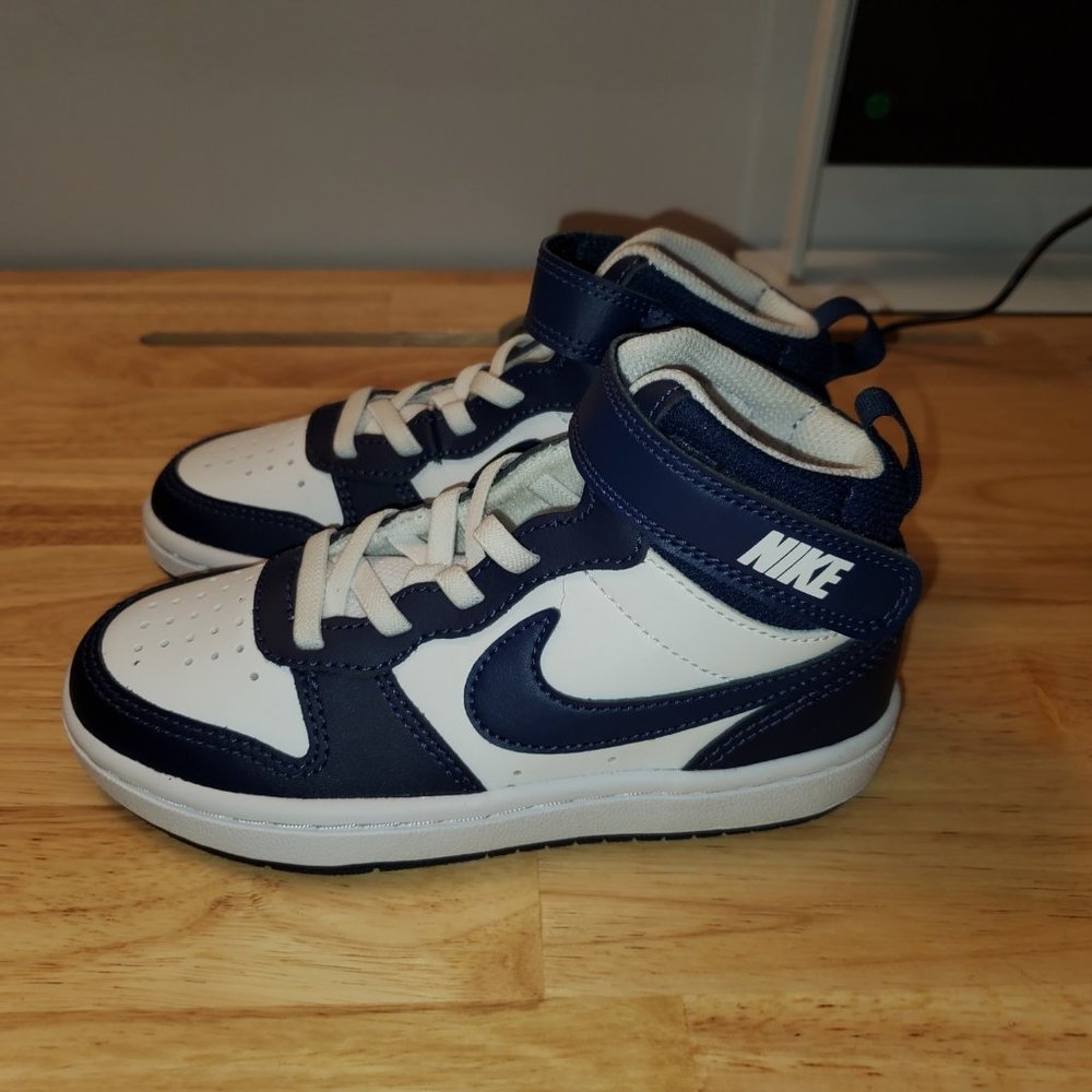 (BRAND NEW/NEVER USED) Little Kids Nike Court Borough Mid 2; Sz. 11C; Blue/White